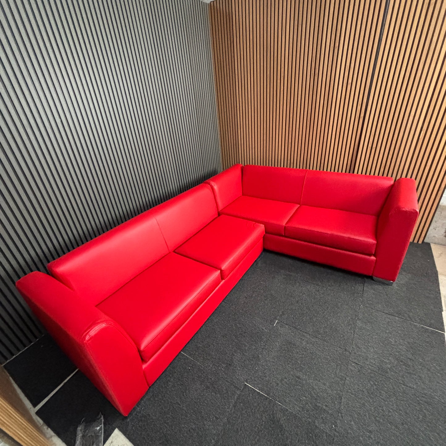 CLEARANCE - Bologna 5 Seater Leather Corner Sofa - Red
