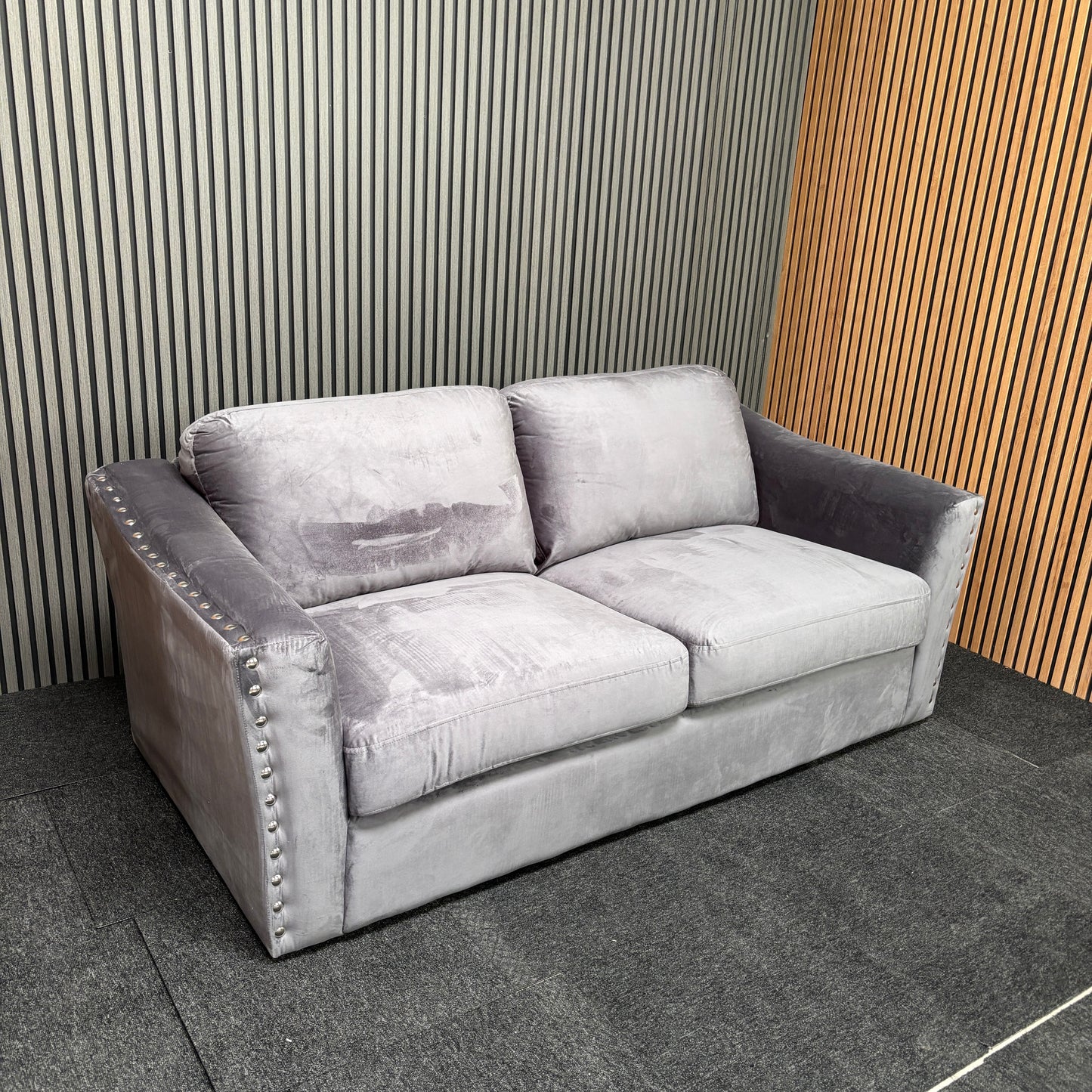 CLEARANCE - Lincoin 3 Seater Velvet Sofa - Grey